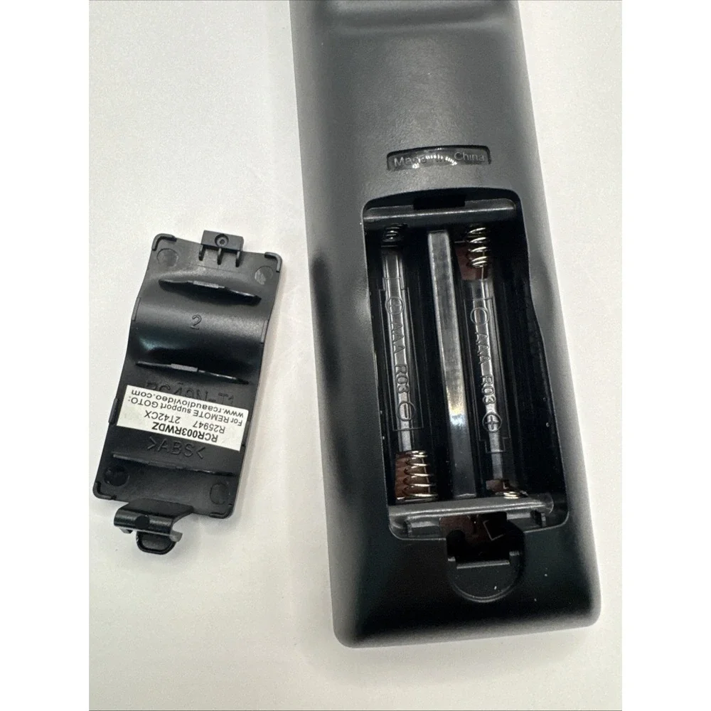 RCA Universal Remote Control LED Backlighting - Picture 3 of 6